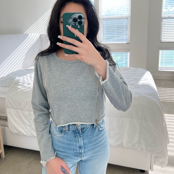 Seek the Label Grey Crop Sweater - Picture 4 of 7